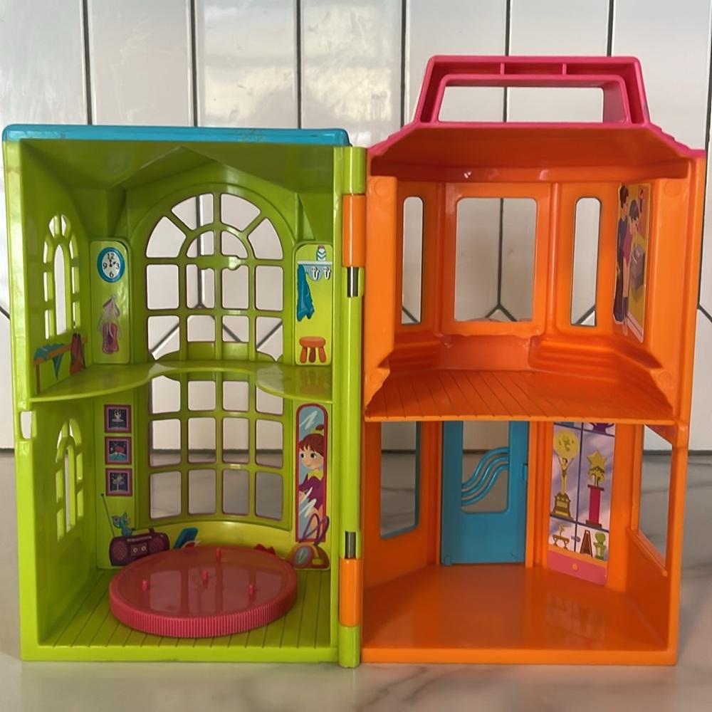 2004 Fisher Price Sweet Streets Village Dance Studio & Swimming Pool - Picture 4 of 10